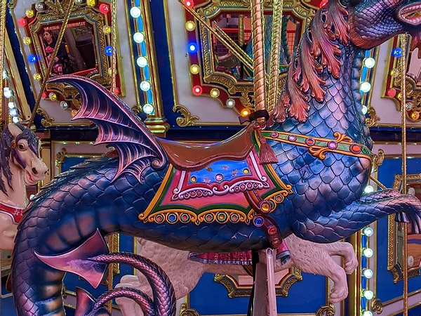 las-vegas-carousel-circus-02